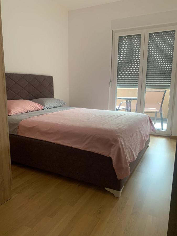Apartment 45M2 Podgorica Exterior foto
